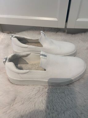 Women’s White Slip-On Knit Sneakers